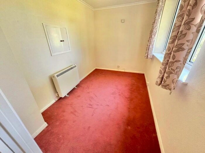 3 Bedroom SemiDetached Bungalow For Sale In Milden Gardens, Frimley