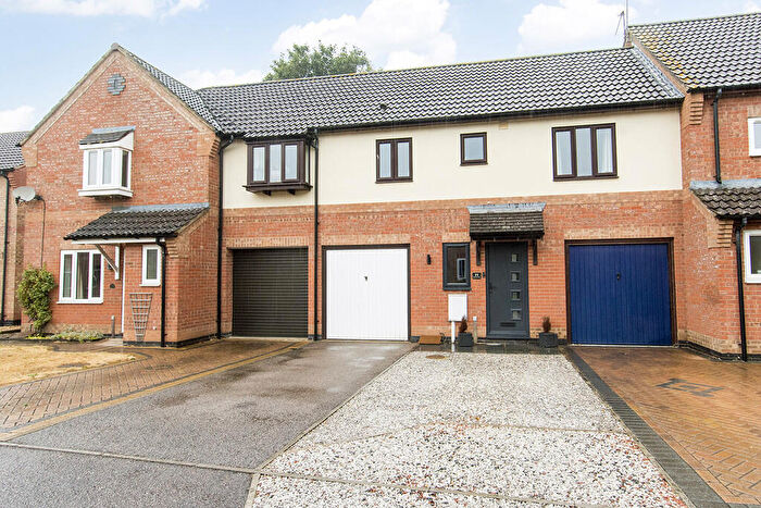 2 Bedroom Maisonette For Sale In Goodwood Close, Market Harborough, LE16