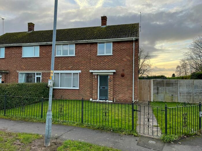 3 Bedroom Semi-Detached House To Rent In Clifton Road, Boston, PE21