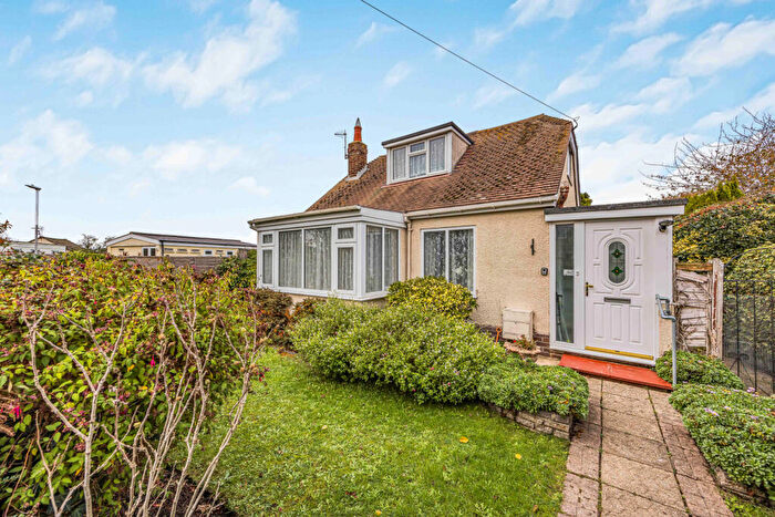 2 Bedroom Bungalow For Sale In East Hayling, PO11