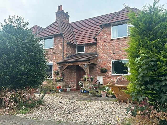 4 Bedroom Semi-Detached House For Sale In Cromwell Road, Winnington, Northwich, CW8