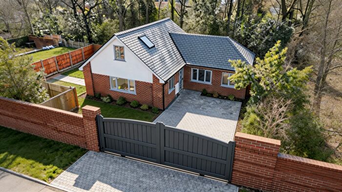 2 Bedroom Detached Bungalow For Sale In Walsgrave Drive, Solihull, B92