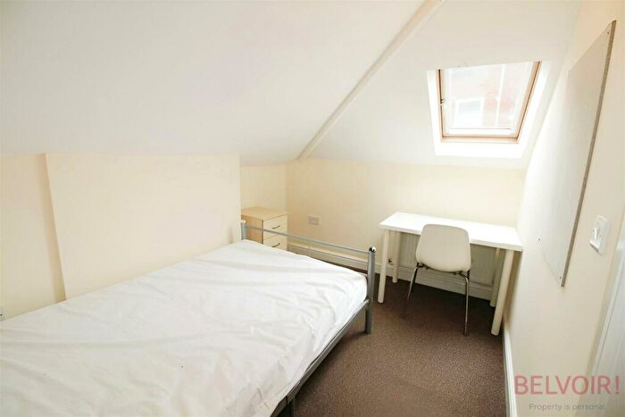 7 Bedroom Apartment To Rent In Southey Street, Nottingham, NG7