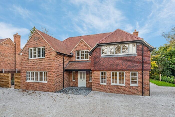 4 Bedroom Detached House For Sale In Dog Kennel Lane, Chorleywood, WD3