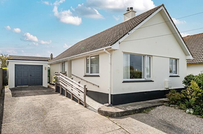 3 Bedroom Detached Bungalow For Sale In Mellanear Road, Hayle, Cornwall, TR27