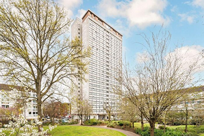 1 Bedroom Flat To Rent In Queensdale Crescent, Notting Hill, W11