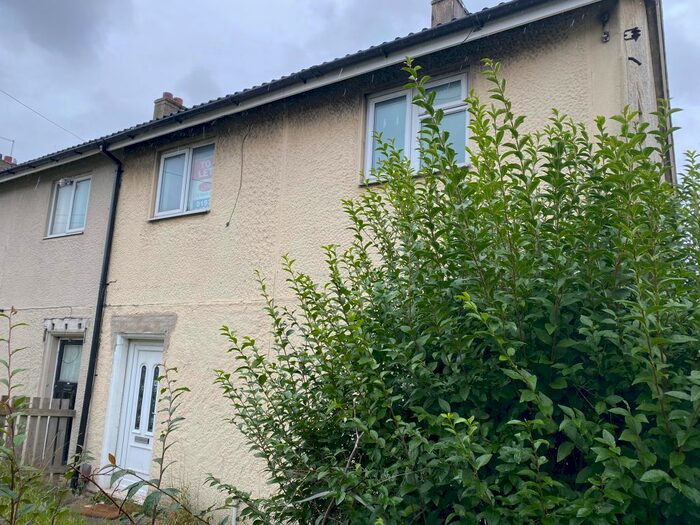 3 Bedroom Semi-Detached House To Rent In Wesley Avenue, Aston, S26