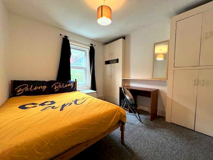 4 Bedroom Terraced House To Rent In Hollingdean Road, Brighton, BN2