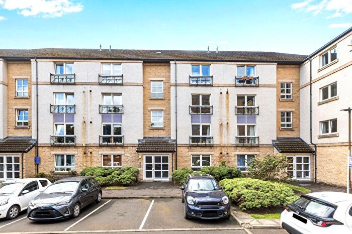 2 Bedroom Flat For Sale In / Cadiz Street, Leith, Edinburgh, EH6