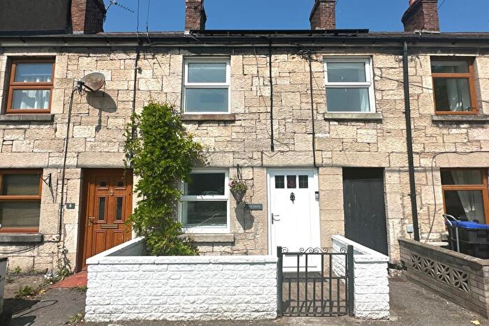 2 Bedroom Terraced House To Rent In Park Road, Ruthin, LL15