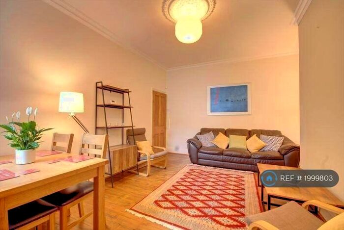 2 Bedroom Flat To Rent In Jesmond, Newcastle Upon Tyne, NE2