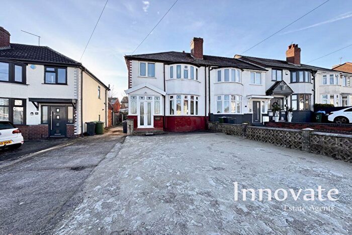 3 Bedroom Semi Detached House To Rent In Highbury Avenue, Rowley Regis, B65