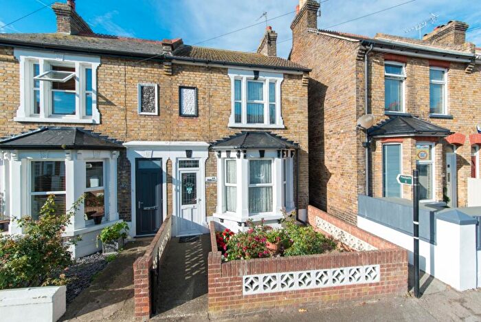 2 Bedroom End Of Terrace House For Sale In Dane Park Road, Ramsgate, CT11