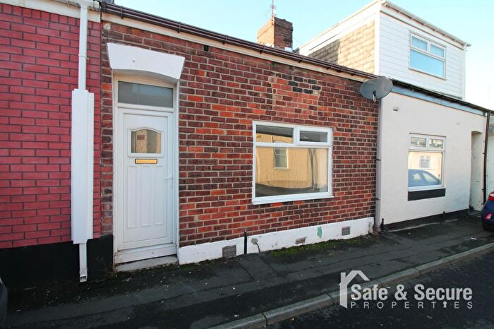 2 Bedroom Cottage To Rent In Exeter Street, Pallion, Sunderland, SR4