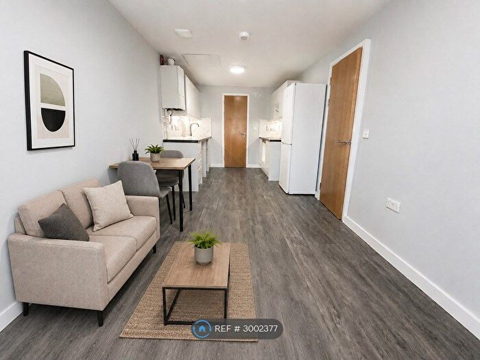 2 Bedroom Flat To Rent In Gloucester Road, Bristol, BS7