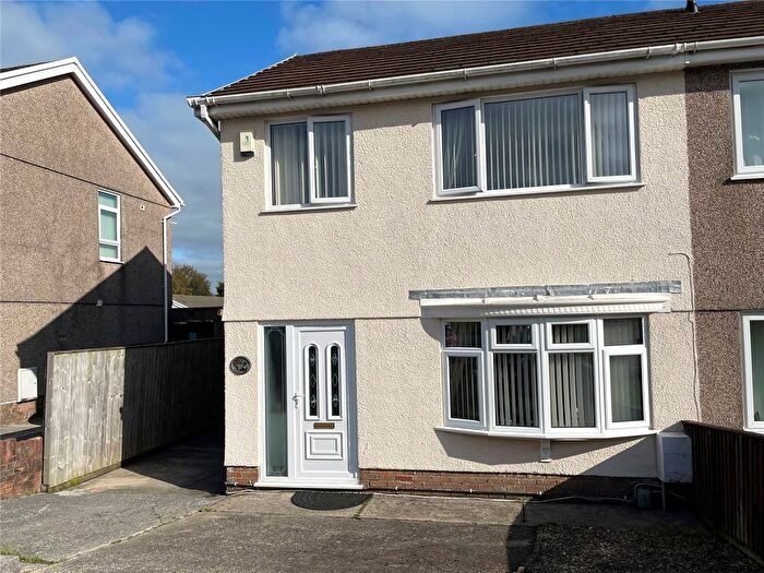 3 Bedroom Semi-detached House For Sale In Heol Cynan, Gorseinon, Swansea, SA4