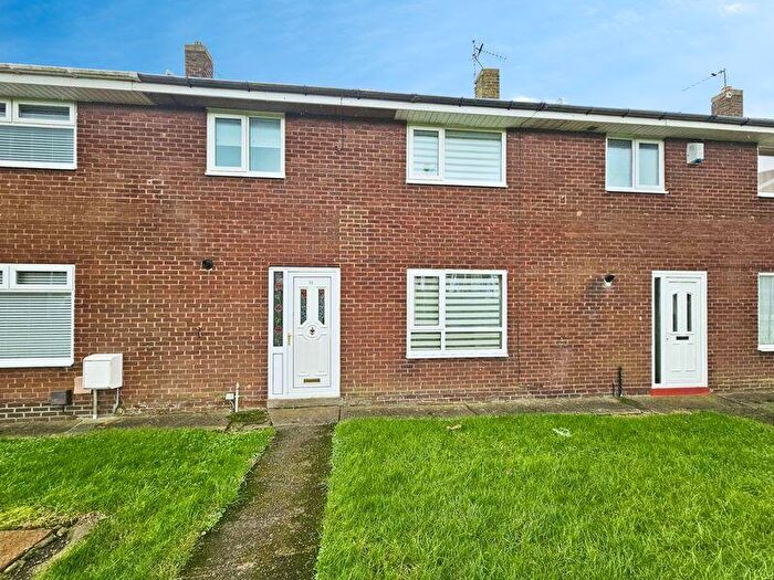 3 Bedroom Terraced House For Sale In Red House Farm Estate, Bedlington, NE22