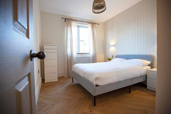 1 Bedroom Flat To Rent In Wilbraham Road Manchester, M16