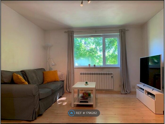 2 Bedroom Flat To Rent In Southcote Road, Reading, RG30