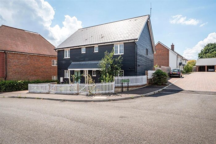 3 Bedroom Semi Detached House For Sale In Silver Birch Road, Headcorn, TN27
