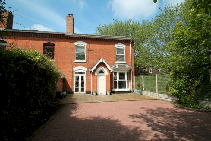 2 Bedroom Semi-Detached House To Rent In Station Avenue, Edgbaston, B16