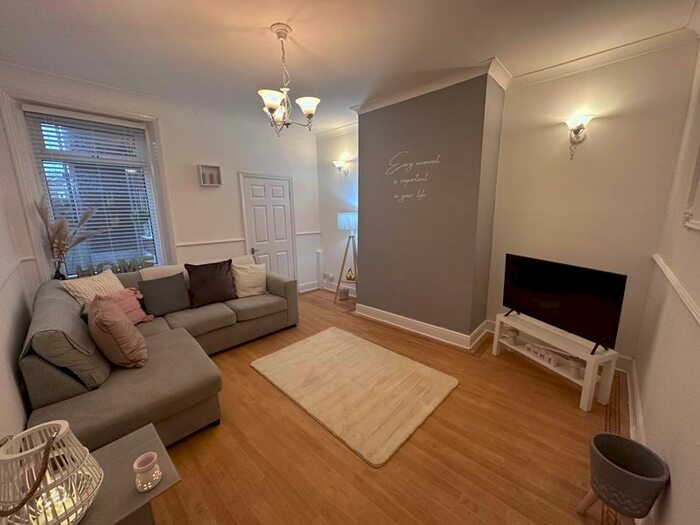 2 Bedroom Flat To Rent In Station Road, Bill Quay, Gateshead, NE10