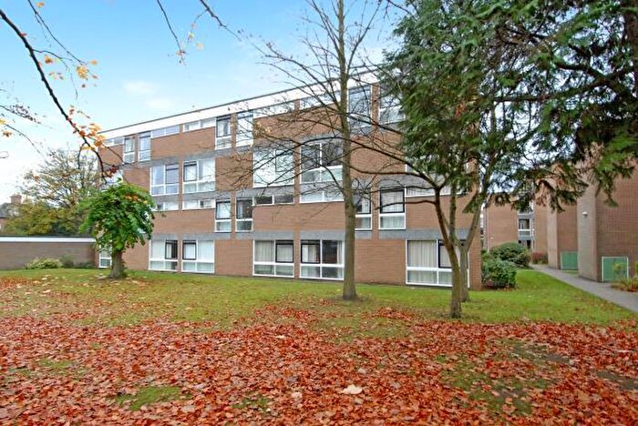 2 Bedroom Maisonette To Rent In Butler Close, Oxford, OX2