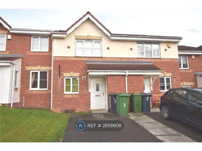 2 Bedroom Terraced House To Rent In Oakham Garth, Leeds, LS9
