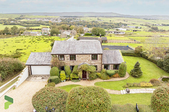 4 Bedroom Detached House For Sale In Pickup Bank, BB3