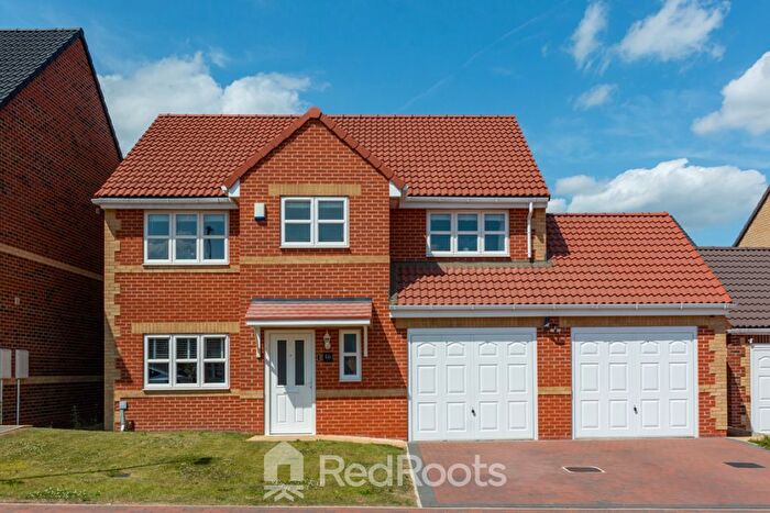 4 Bedroom Detached House For Sale In South Kirkby, Pontefract, West Yorkshire, WF9