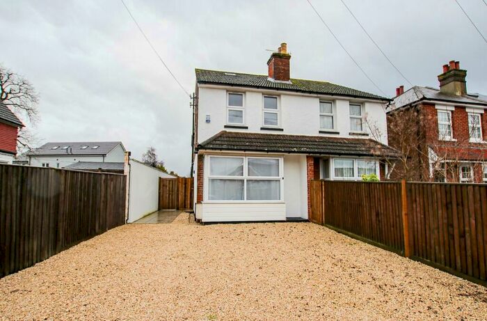 4 Bedroom Semi-Detached House To Rent In Brighton Road, Salfords, Redhill, RH1