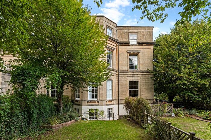 3 Bedroom Apartment To Rent In Codrington Place, Bristol, Somerset, BS8