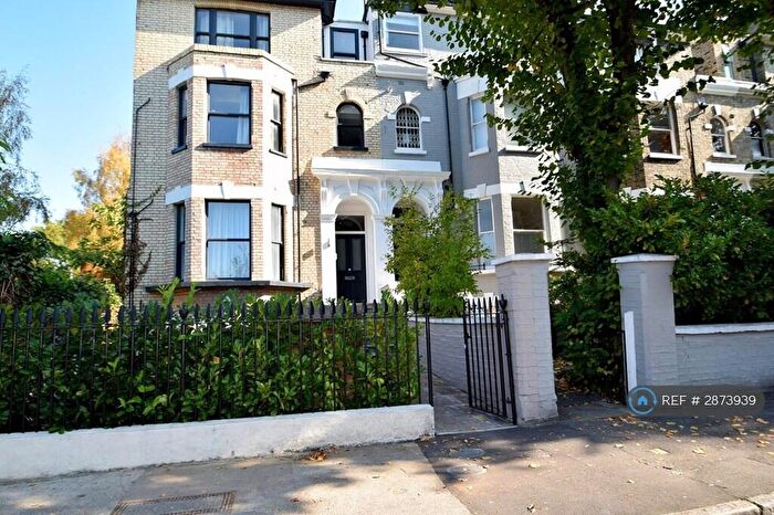 2 Bedroom Flat To Rent In Lordship Road, London, N16