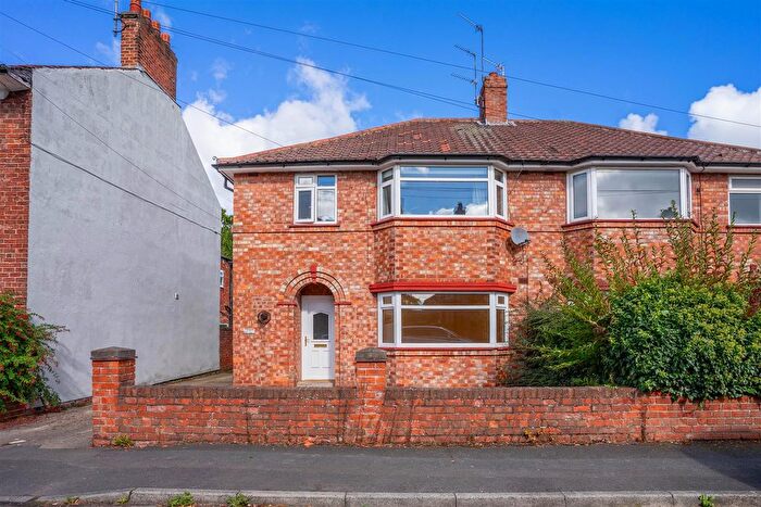 1 Bedroom Flat To Rent In Moorland Road, Fulford, York, YO10