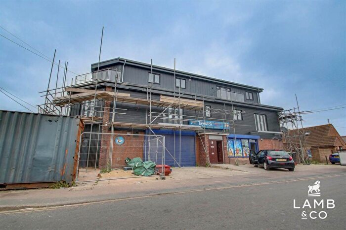 2 Bedroom Flat To Rent In Meadow Way, Jaywick, Clacton-On-Sea, CO15