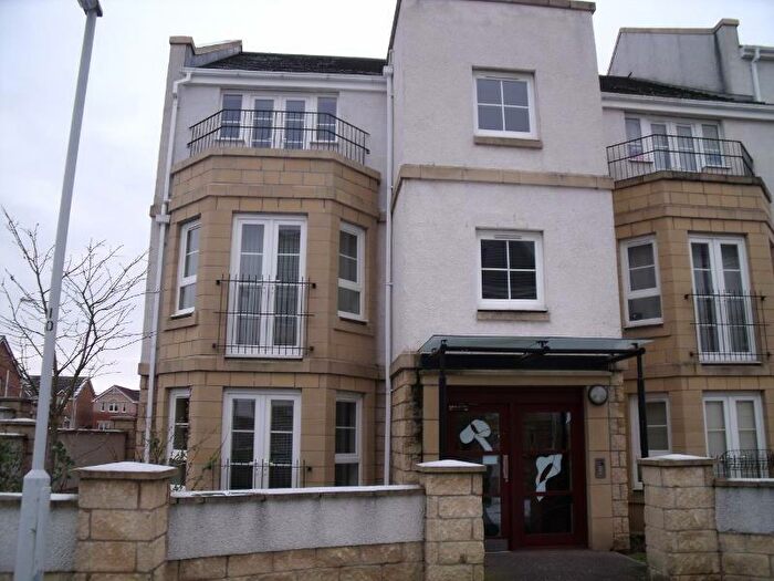 1 Bedroom Flat To Rent In Bittern Court, Dunfermline, KY11