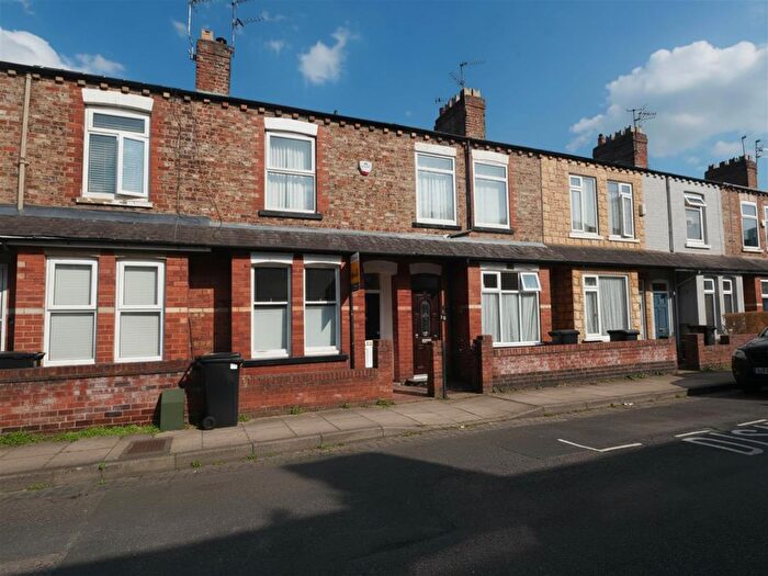 2 Bedroom Terraced House For Sale In Baker Street, York, YO30