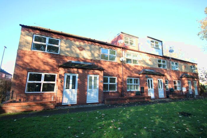 2 Bedroom Terraced House To Rent In Bowling Green Court, York, YO31