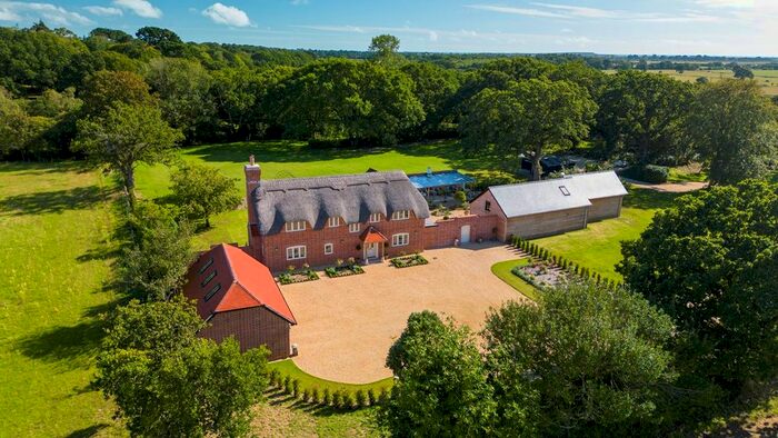 6 Bedroom Detached House For Sale In Waterditch Road, Bransgore, Christchurch, BH23