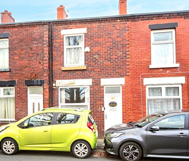 2 Bedroom Terraced House For Sale In Harold Street, Bolton, BL1