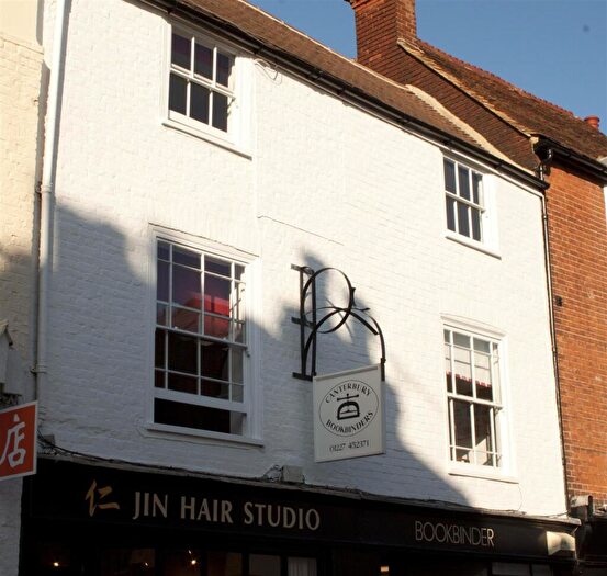 3 Bedroom Apartment To Rent In Northgate, Canterbury, CT1