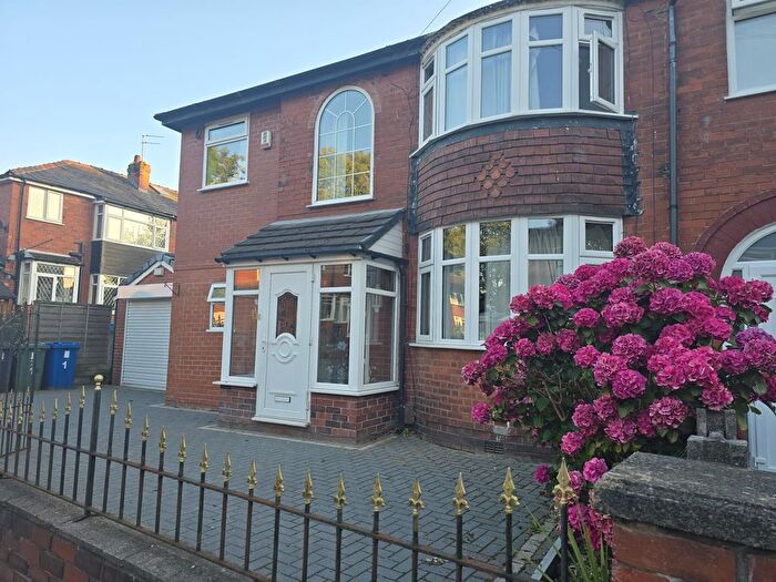 4 Bedroom End Terrace House For Sale In Mayfair Grove, Whitefield, M45