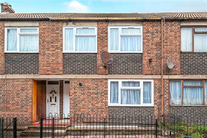 3 Bedroom Terraced House For Sale In Pelly Road, Plaistow, E13