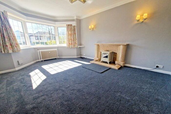 4 Bedroom Detached House To Rent In Wyfordby Avenue, Blackburn, BB2