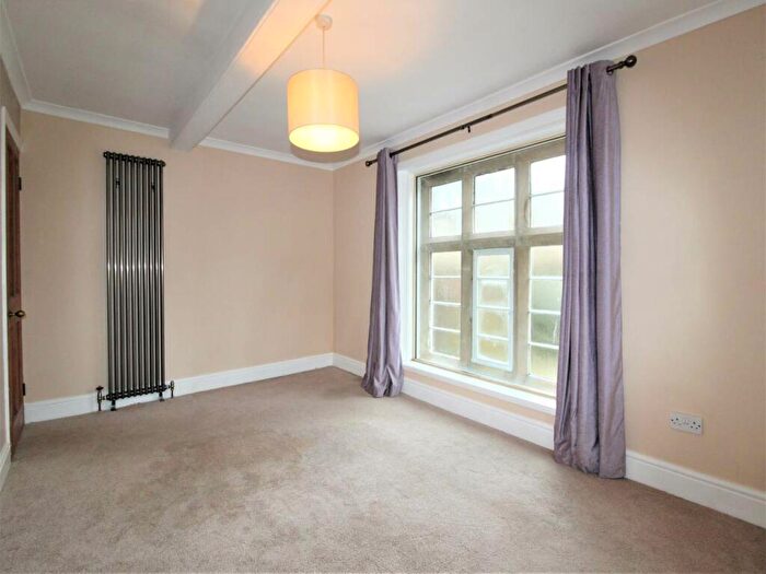 1 Bedroom Maisonette To Rent In Hall Close, Worsborough Village, Barnsley, S70