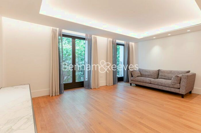 1 Bedroom Flat To Rent In Lancer Square, Kensington, W8