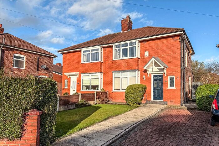 3 Bedroom Semi-Detached House For Sale In Trentham Grove, Moston, Manchester, M40
