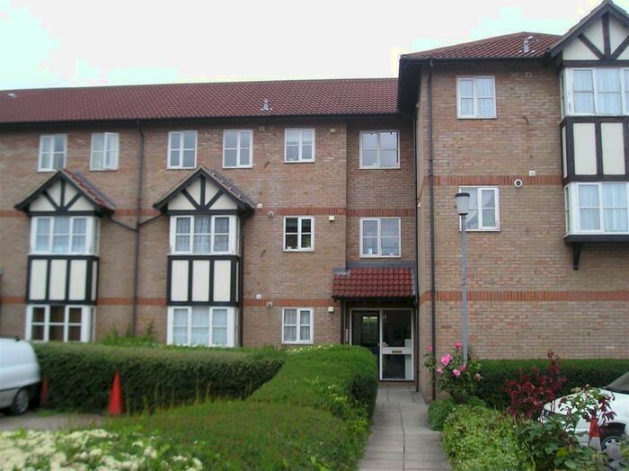 1 Bedroom Flat To Rent In Chadview Court, Chadwell Heath Lane, RM6