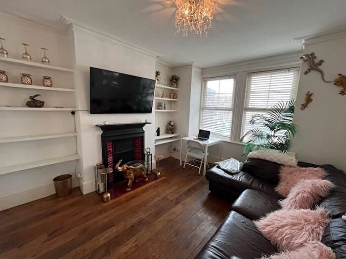1 Bedroom Flat To Rent In Riley Road, Brighton, BN2