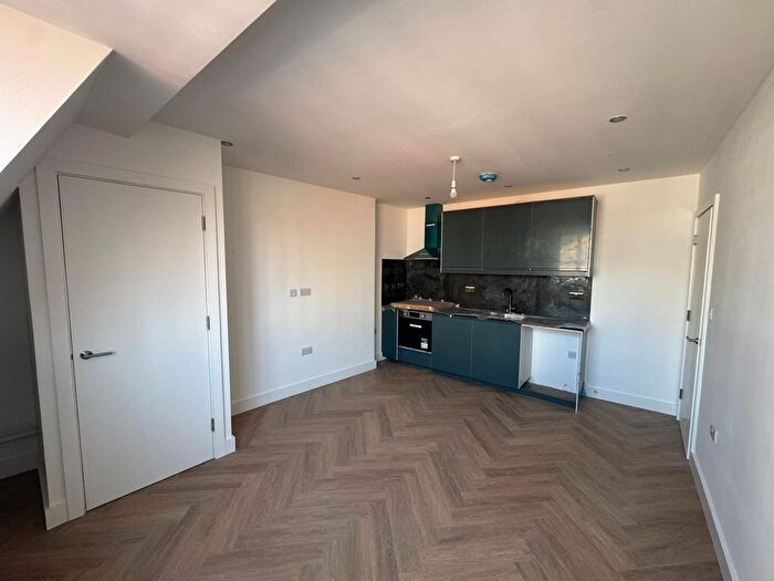 1 Bedroom Flat To Rent In A North End, CR0